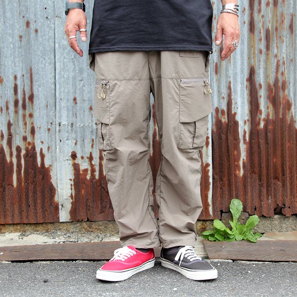 画像1: COMFY コンフィ  "CARGO PANTS "　 [D.GREIGE] 