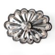 画像2: NAVAJO インディアンジュエリー　ピン　”FLOWER CONCHO”[SILVER]DALE MORGAN (2)