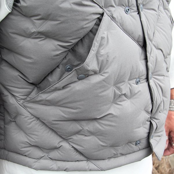 画像7: CMF コムフィ　"WOVENVEST"[W.GRY] 