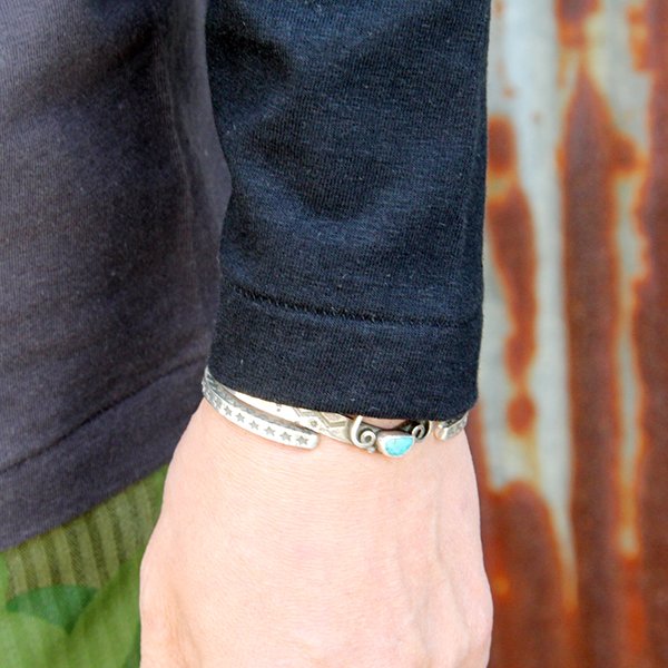 画像4: WESTRIDE　 " TWO TONE VINTAGE POCKET LONG TEE" [ CHCL/BLK] (4)