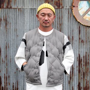 画像: CMF コムフィ　"WOVENVEST"[W.GRY] 